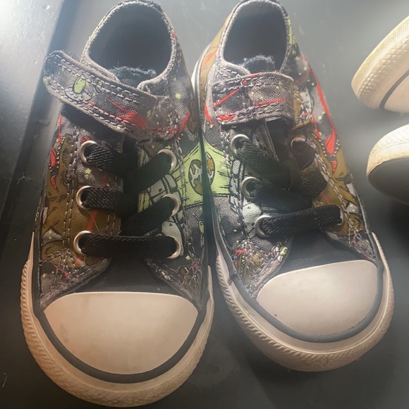Two pair of boys converse sneakers - Picture 3 of 4